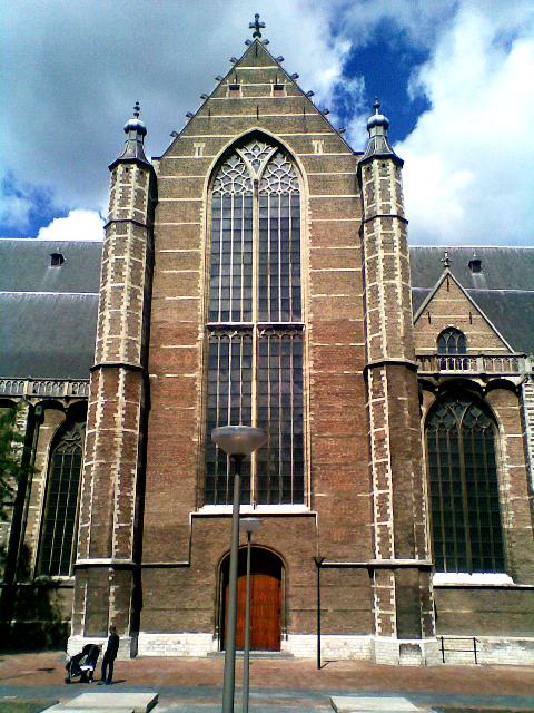 laurenskerk-linker-transept-kl.jpg